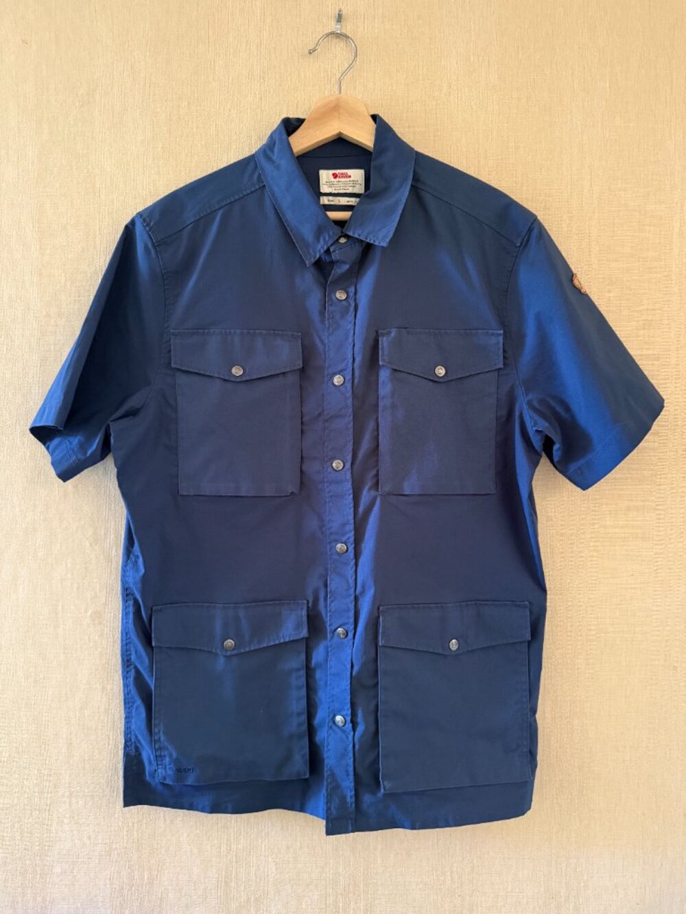Fjällräven Raven Short-Sleeve Shirt